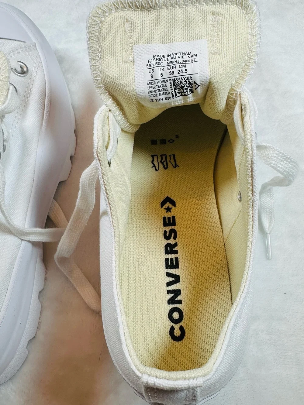 Converse all white
